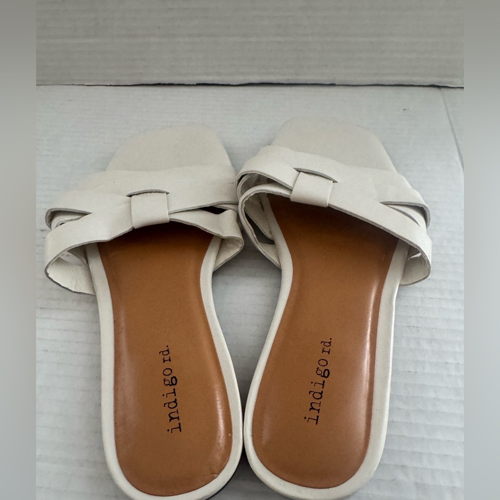 Indigo Rd. Womens Flyta Slide White‎ Summer Sandals Shoes size 8.5 - Picture 5 of 6